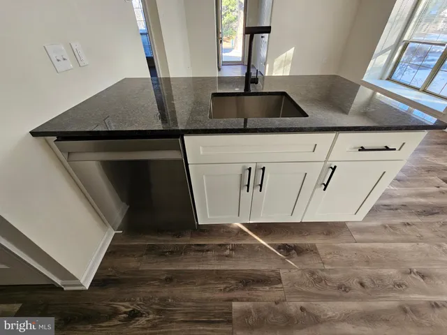 $305,000 | 401 Foxcroft Circle, Unit CONDO 401, Royersford, PA 19468