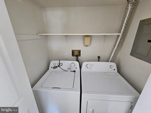 $305,000 | 401 Foxcroft Circle, Unit CONDO 401, Royersford, PA 19468