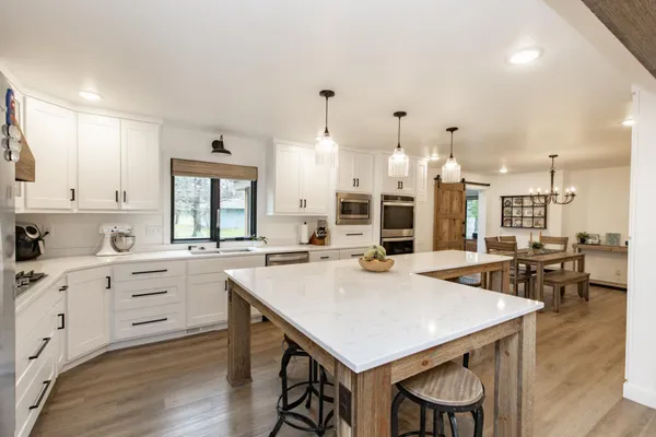 $625,000 | 3701 Fairway Road North, Fargo, ND 58102