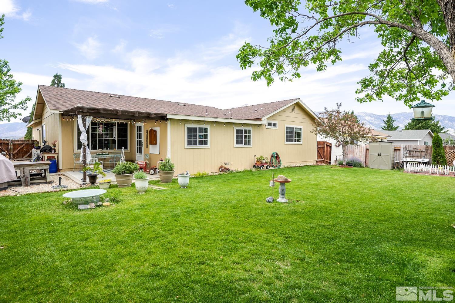 637 Bluerock Road Gardnerville, NV 89460 - Photo 4 of 20 Photo 4