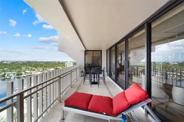 $1,725,000 | 3 Grove Isle Drive, Unit C1804, Miami, FL 33133