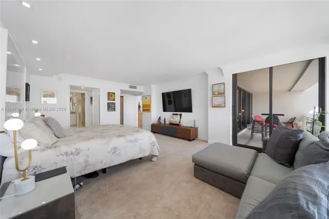 $1,725,000 | 3 Grove Isle Drive, Unit C1804, Miami, FL 33133
