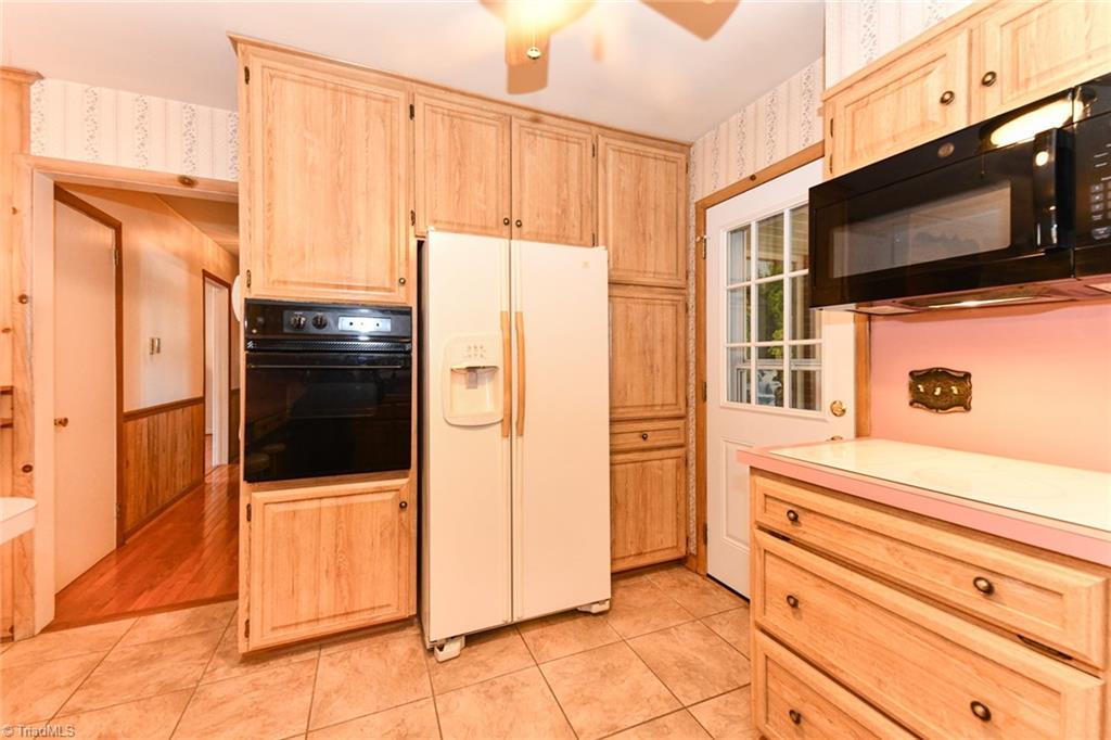4025 Liberty Road Greensboro, NC 27406 - Photo 12 of 47 Gallery Image 12