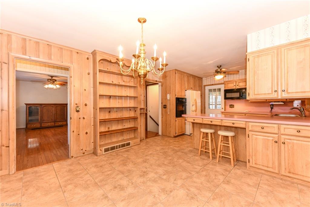 4025 Liberty Road Greensboro, NC 27406 - Photo 15 of 47 Gallery Image 15