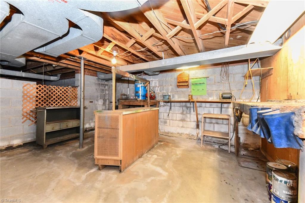 4025 Liberty Road Greensboro, NC 27406 - Photo 28 of 47 Gallery Image 28