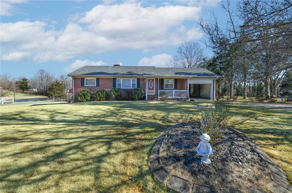 4025 Liberty Road Greensboro, NC 27406 - Photo 3 of 47 Gallery Image 3