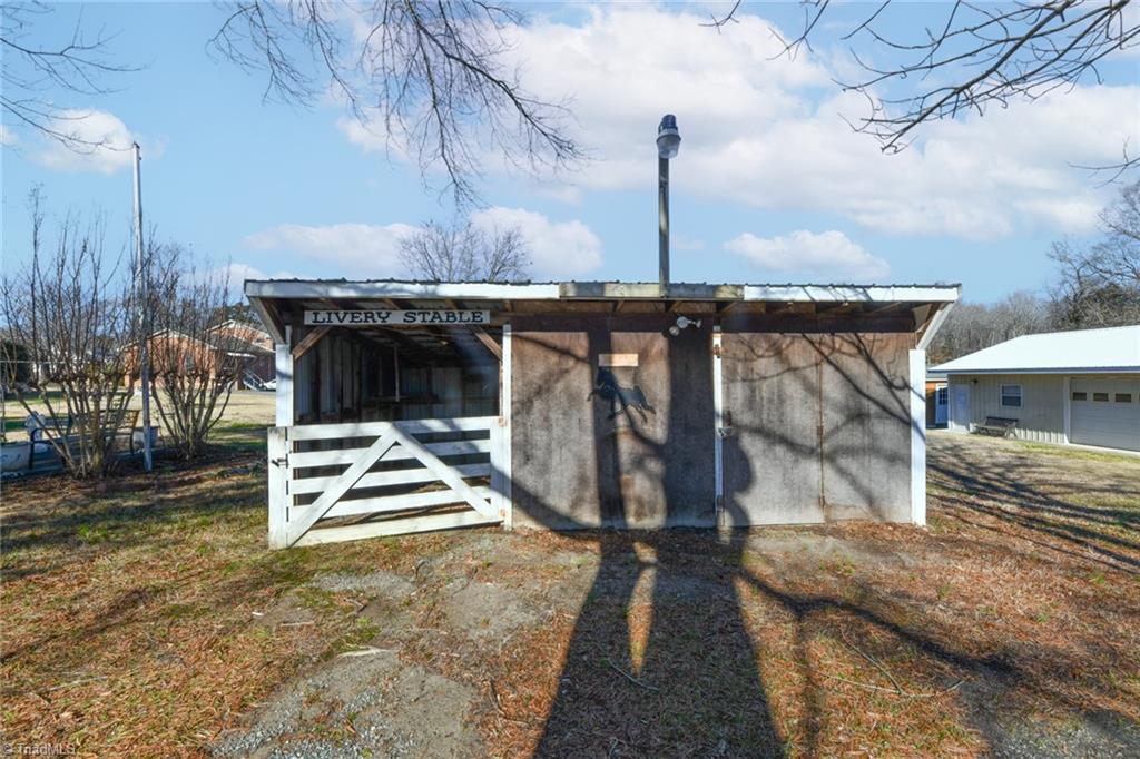 4025 Liberty Road Greensboro, NC 27406 - Photo 33 of 47 Gallery Image 33