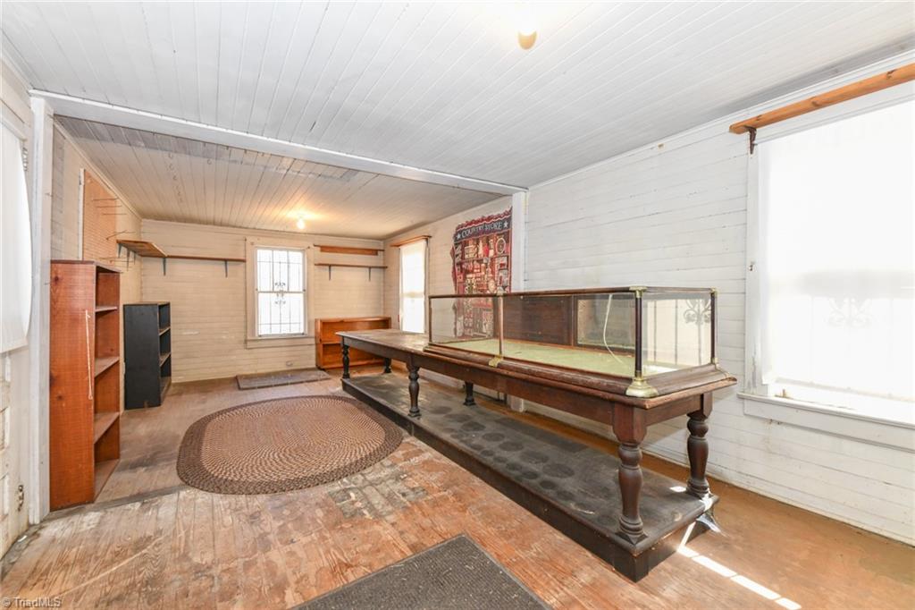 4025 Liberty Road Greensboro, NC 27406 - Photo 35 of 47 Gallery Image 35