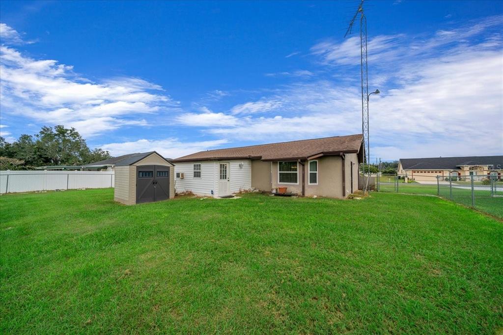4870 Southwest 147 Loop Ocala, FL 34473 - Photo 15 of 62 Gallery Image 15