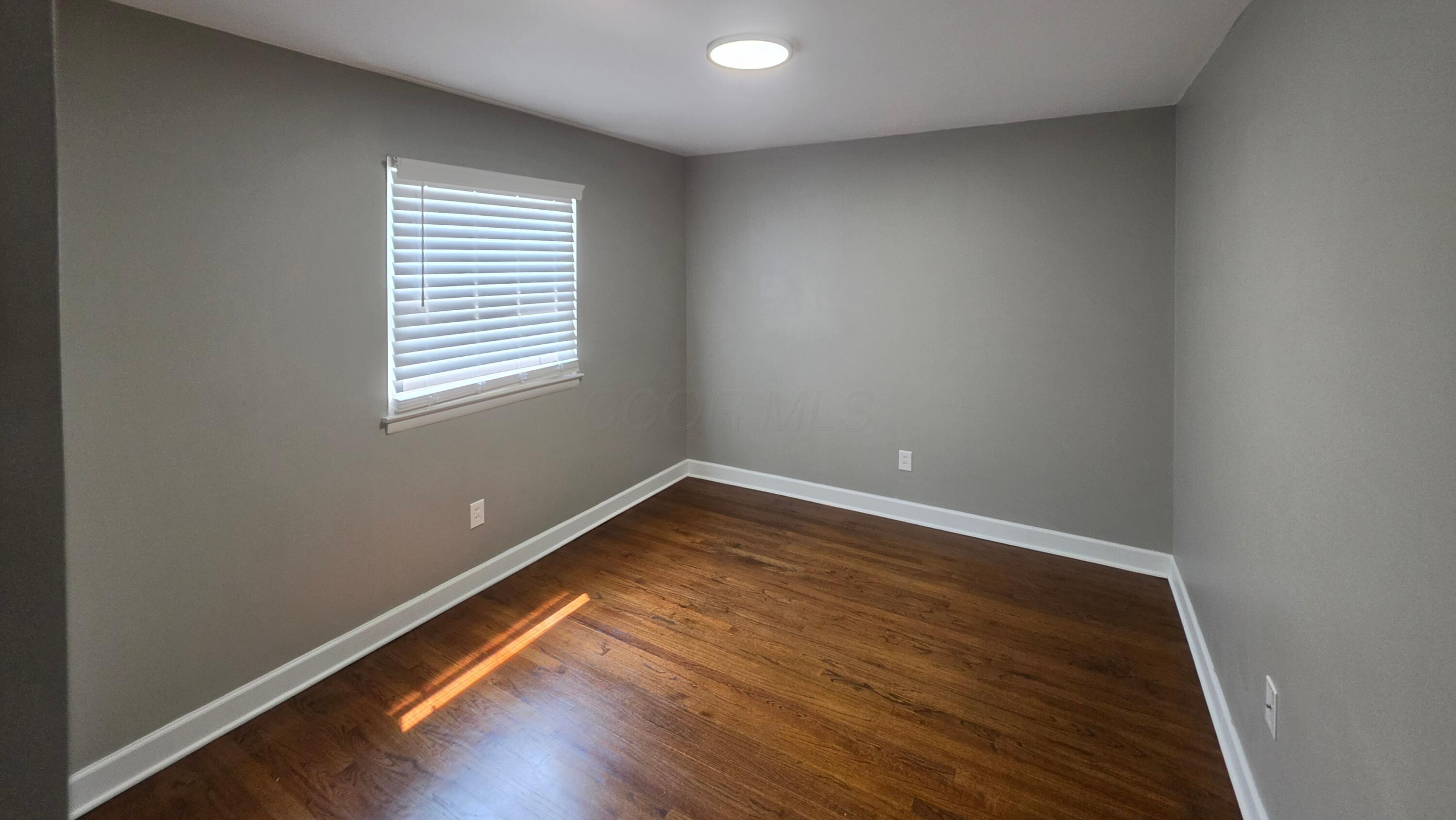 3137 Hillgate Road Columbus, OH 43207 - Photo 7 of 36 Bedroom 1