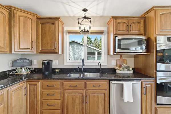 $385,000 | 225 10th Street Southeast, Wells, MN 56097