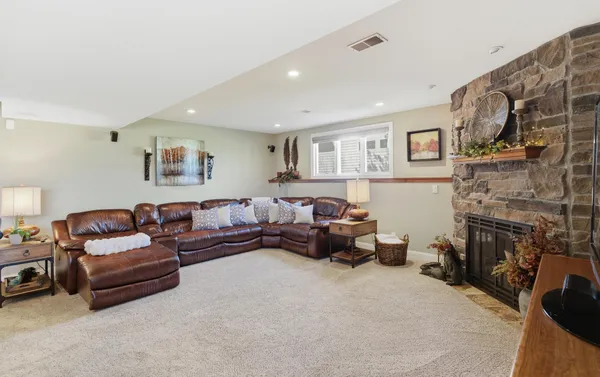 $385,000 | 225 10th Street Southeast, Wells, MN 56097