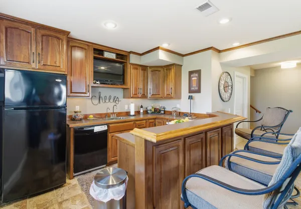 $385,000 | 225 10th Street Southeast, Wells, MN 56097