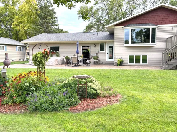 $385,000 | 225 10th Street Southeast, Wells, MN 56097