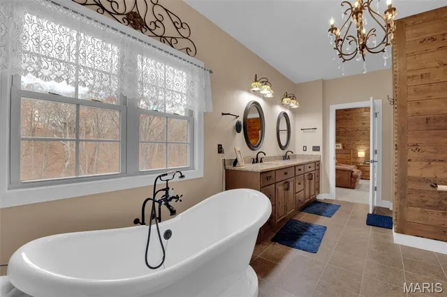 $675,000 | 19301 Babler Forest Road, Wildwood, MO 63005