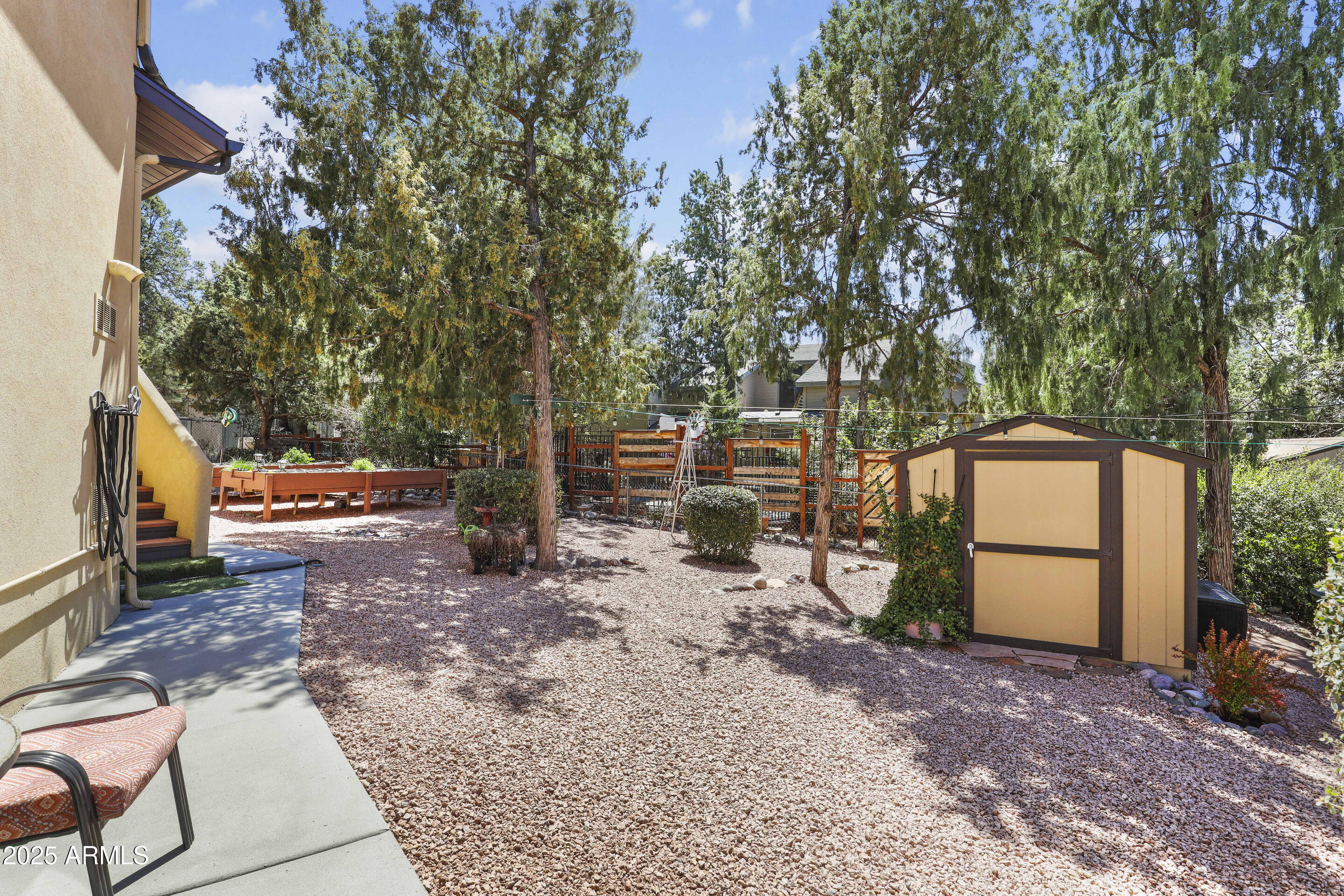 1418 North Sunset Drive Payson, AZ 85541 - Photo 7 of 48 a side view of a house with a yard