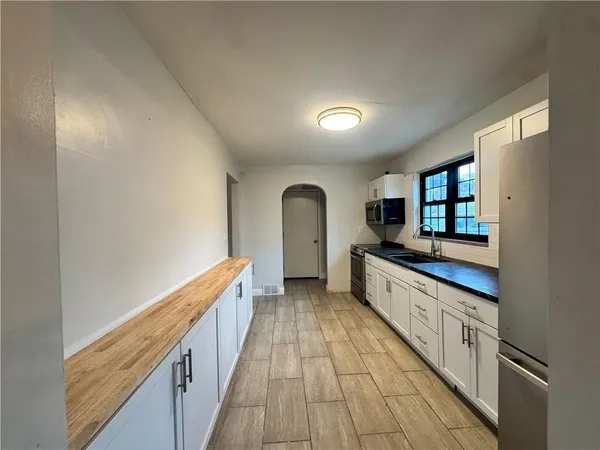 $250,000 | 58 Evergreen Terrace, Uniontown, PA 15401