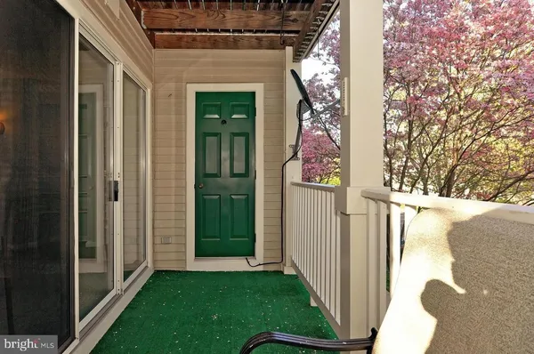 $2,075 | 13103 Millhaven Place, Unit 8E, Germantown, MD 20874