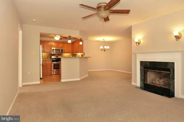 $2,075 | 13103 Millhaven Place, Unit 8E, Germantown, MD 20874