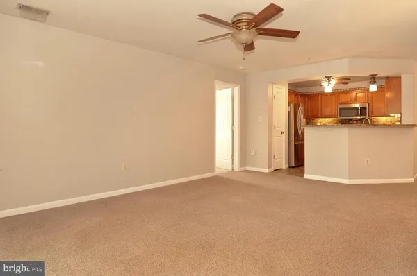 $2,075 | 13103 Millhaven Place, Unit 8E, Germantown, MD 20874