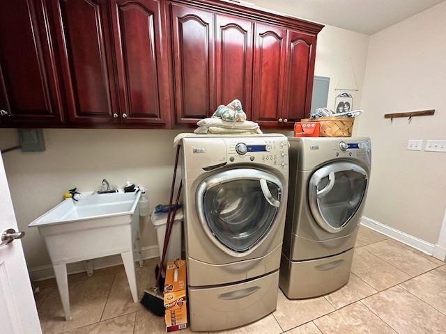 3123 Jeter Road Clifton, TN 38425 - Photo 27 of 40 a utility room with dryer and washer