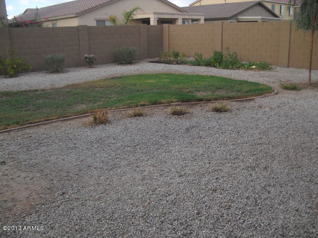 7016 West Carter Road Laveen, AZ 85339 - Photo 3 of 5 7016 Carter backyard II