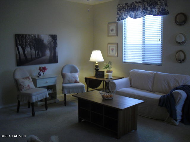 7016 West Carter Road Laveen, AZ 85339 - Photo 4 of 5 7016 Carter front living room
