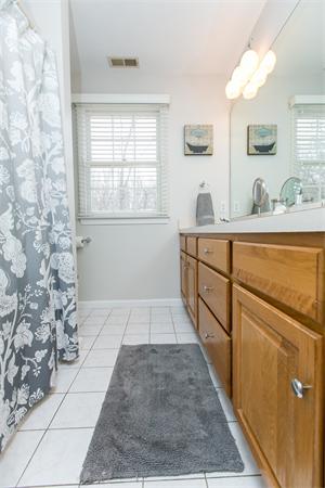 196 Stearns Road Marlborough, MA 01752 - Photo 22 of 25 Gallery Image 22