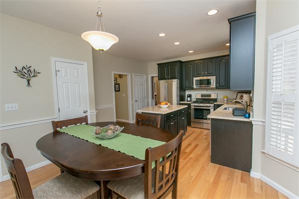 196 Stearns Road Marlborough, MA 01752 - Photo 9 of 25 Gallery Image 9