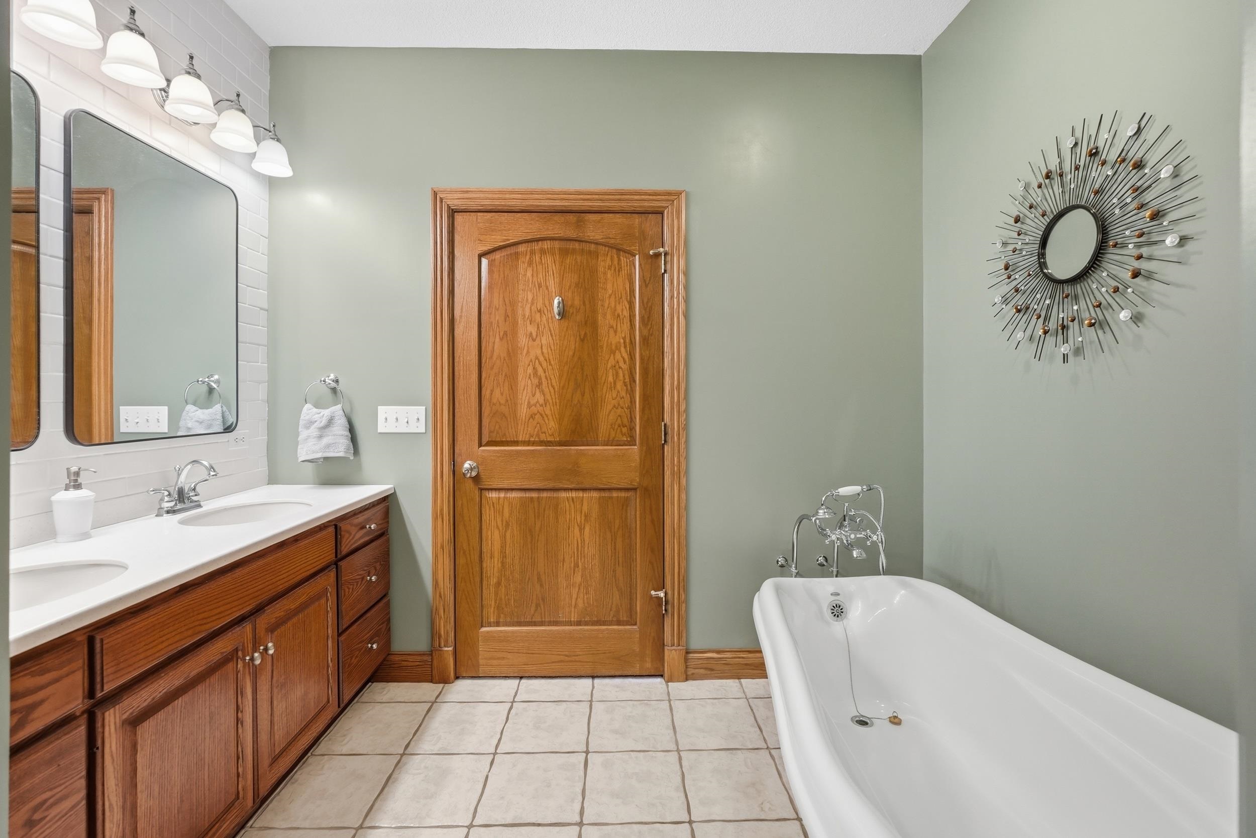 8635 East 100 South Lagrange, IN 46761 - Photo 17 of 41