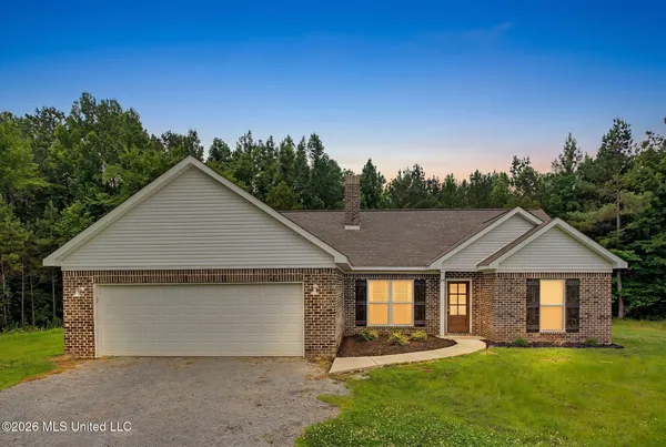 $299,900 | 74 American Cove, Byhalia, MS 38611