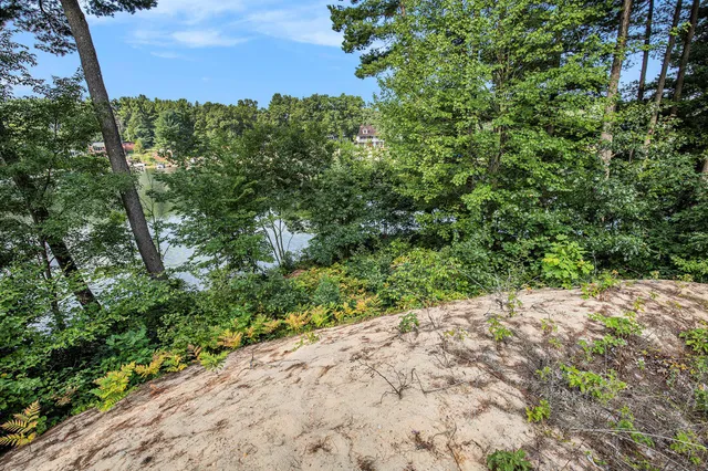 $680,000 | 12487 Horseshoe Drive Northeast, Gowen, MI 49326