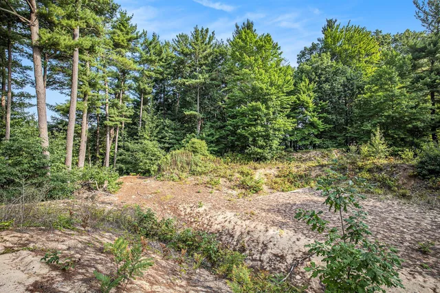 $680,000 | 12487 Horseshoe Drive Northeast, Gowen, MI 49326