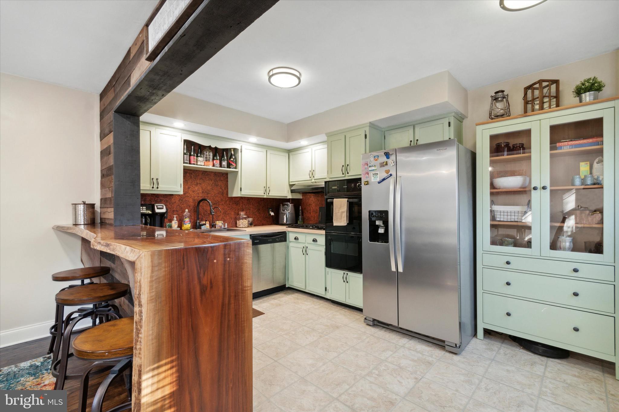 3608 Newberry Road Philadelphia, PA 19154 - Photo 6 of 15 Gallery Image 6