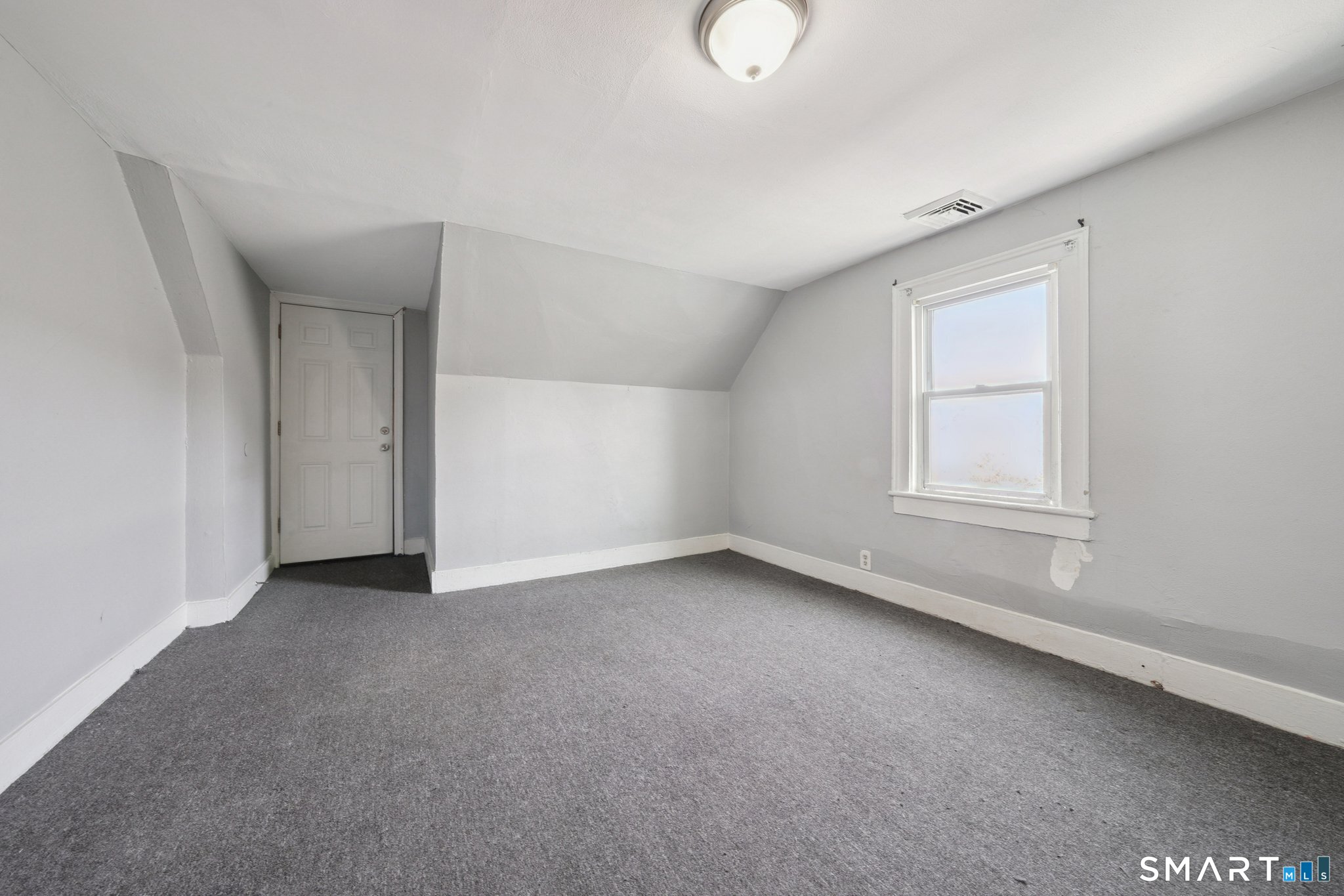 73 Orange Street Bridgeport, CT 06607 - Photo 24 of 33