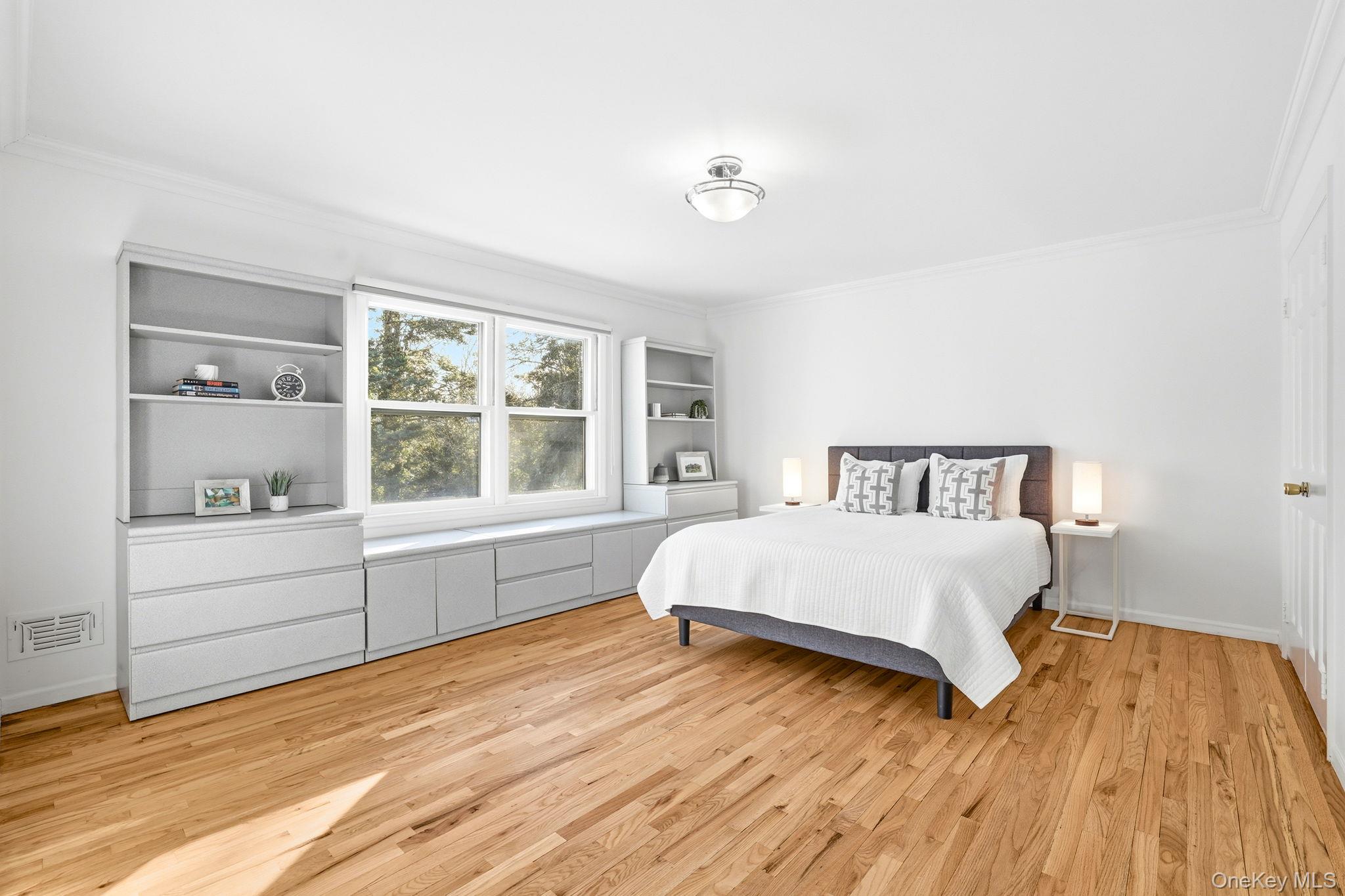 42 Butler Road Scarsdale, NY 10583 - Photo 24 of 35 Bedroom #3