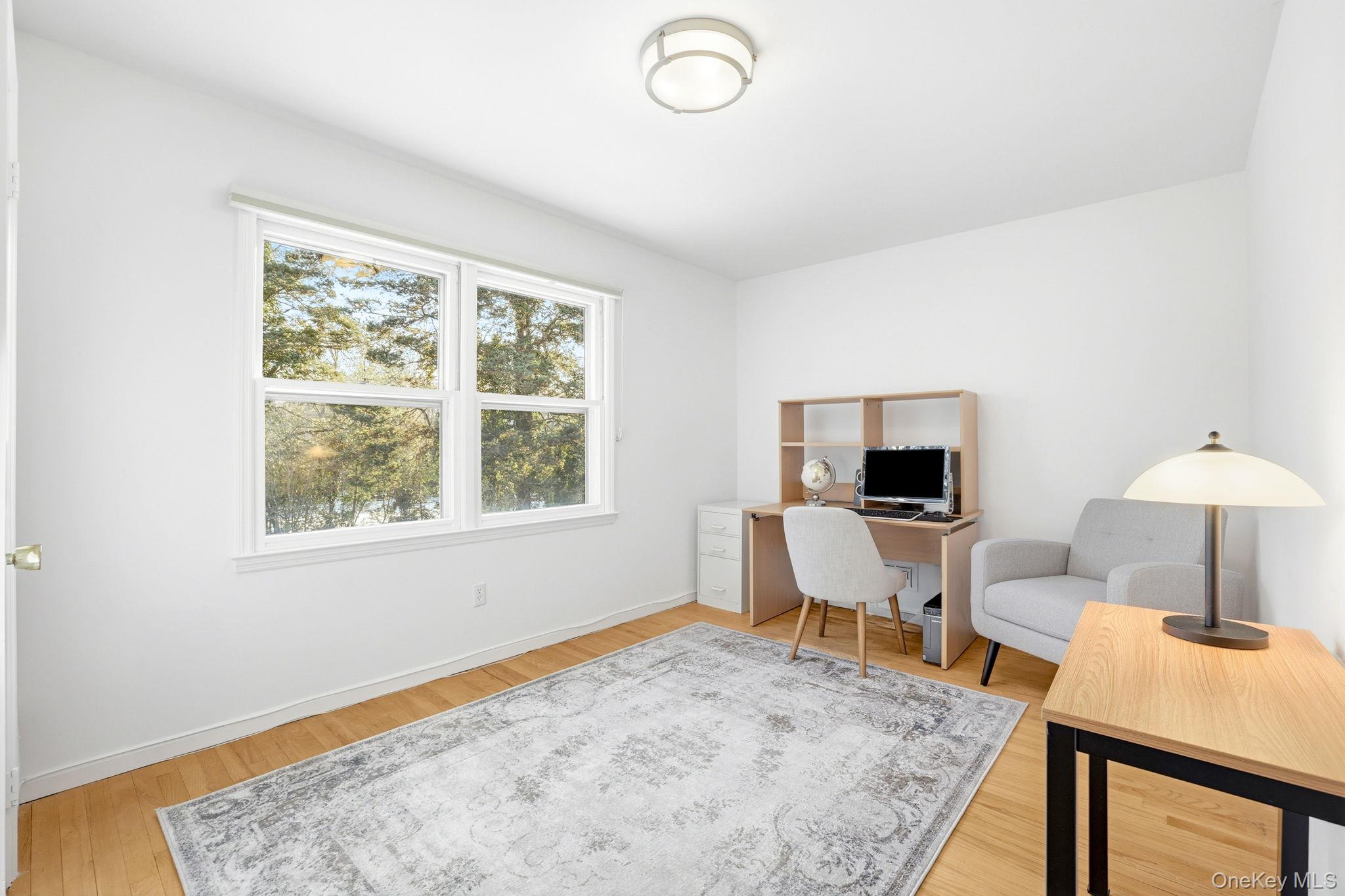 42 Butler Road Scarsdale, NY 10583 - Photo 26 of 35 Second floor home office