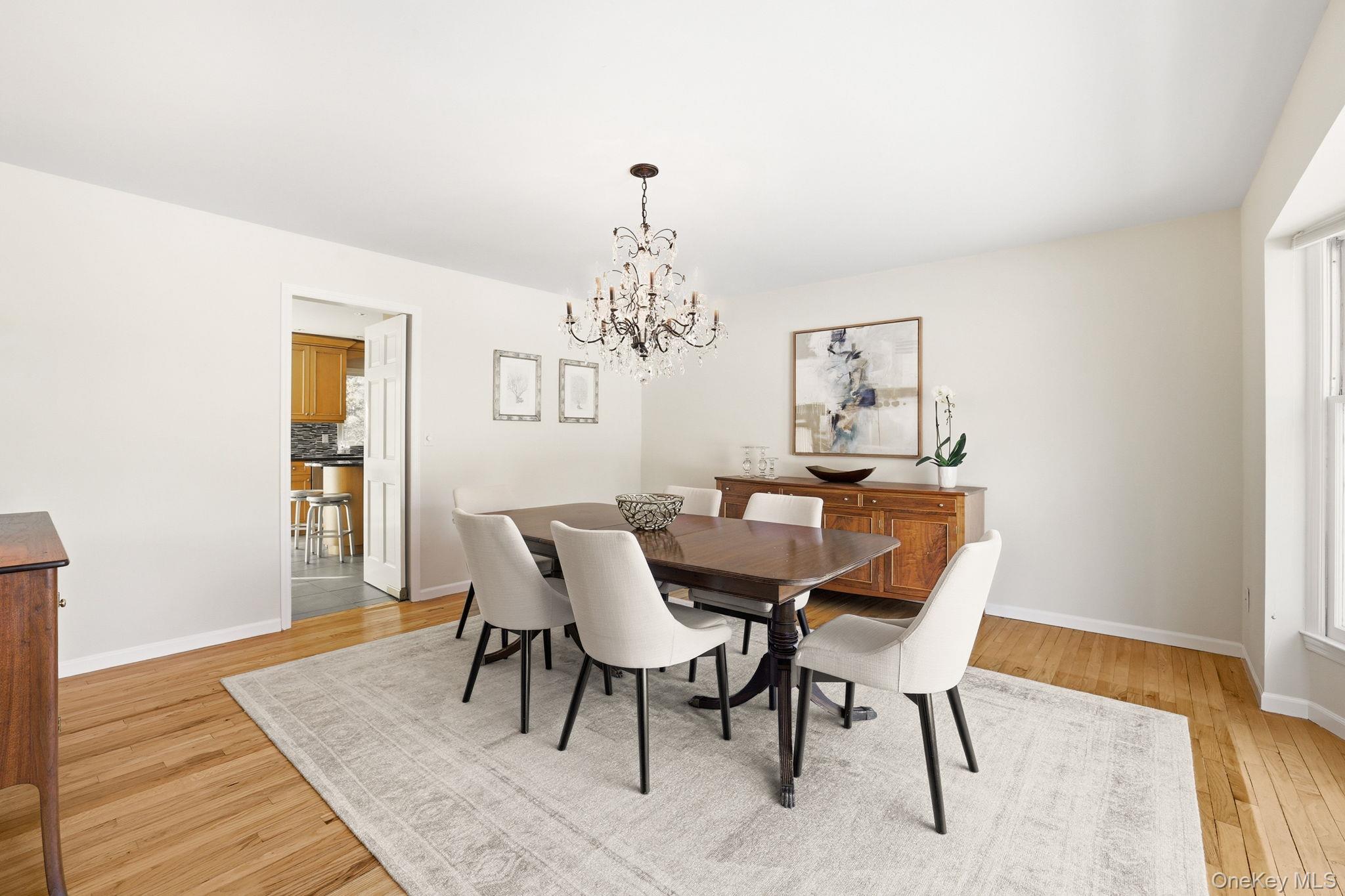 42 Butler Road Scarsdale, NY 10583 - Photo 7 of 35 Alt. view of dining room