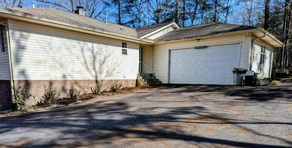 283 Deaver Cove Road Blairsville, GA 30512 - Photo 5 of 27 Kittchen, Electric available for stove, microwave and refrigerator.
