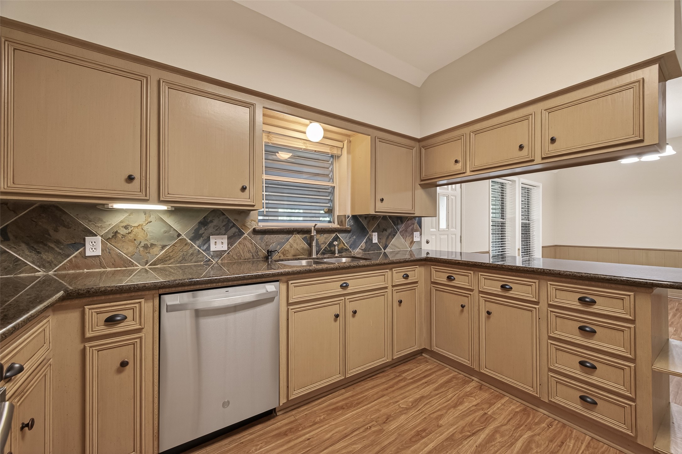 1012 Lilley Road Alvin, TX 77511 - Photo 10 of 29 Kitchen