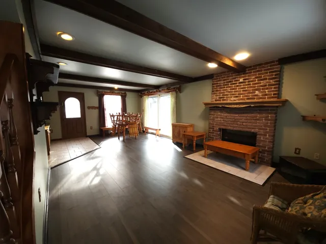 $650,000 | 47 Route Maple Park, Maple Park, IL 60151