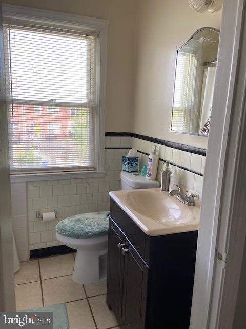 1310 Cedarcroft Road Baltimore, MD 21239 - Photo 11 of 22 Full Bath