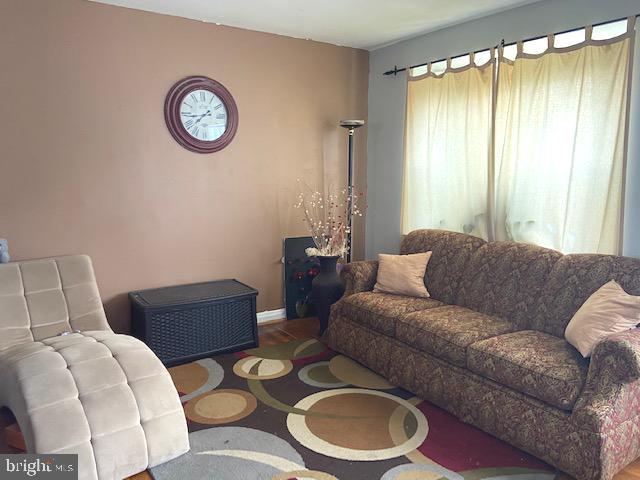 1310 Cedarcroft Road Baltimore, MD 21239 - Photo 3 of 22
