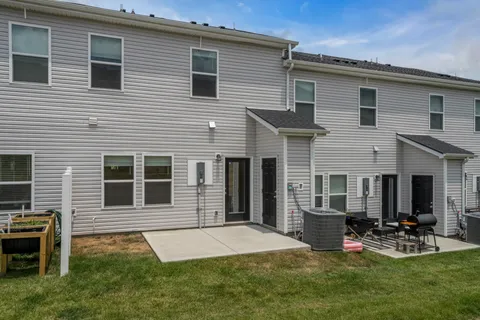 $355,000 | 4689 Ridge Bend Drive, Nashville, TN 37207