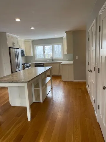 $3,750 | 1433 Catalina Drive, Ann Arbor, MI 48103