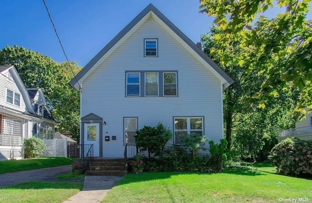 20 Dewey St Unit 2  