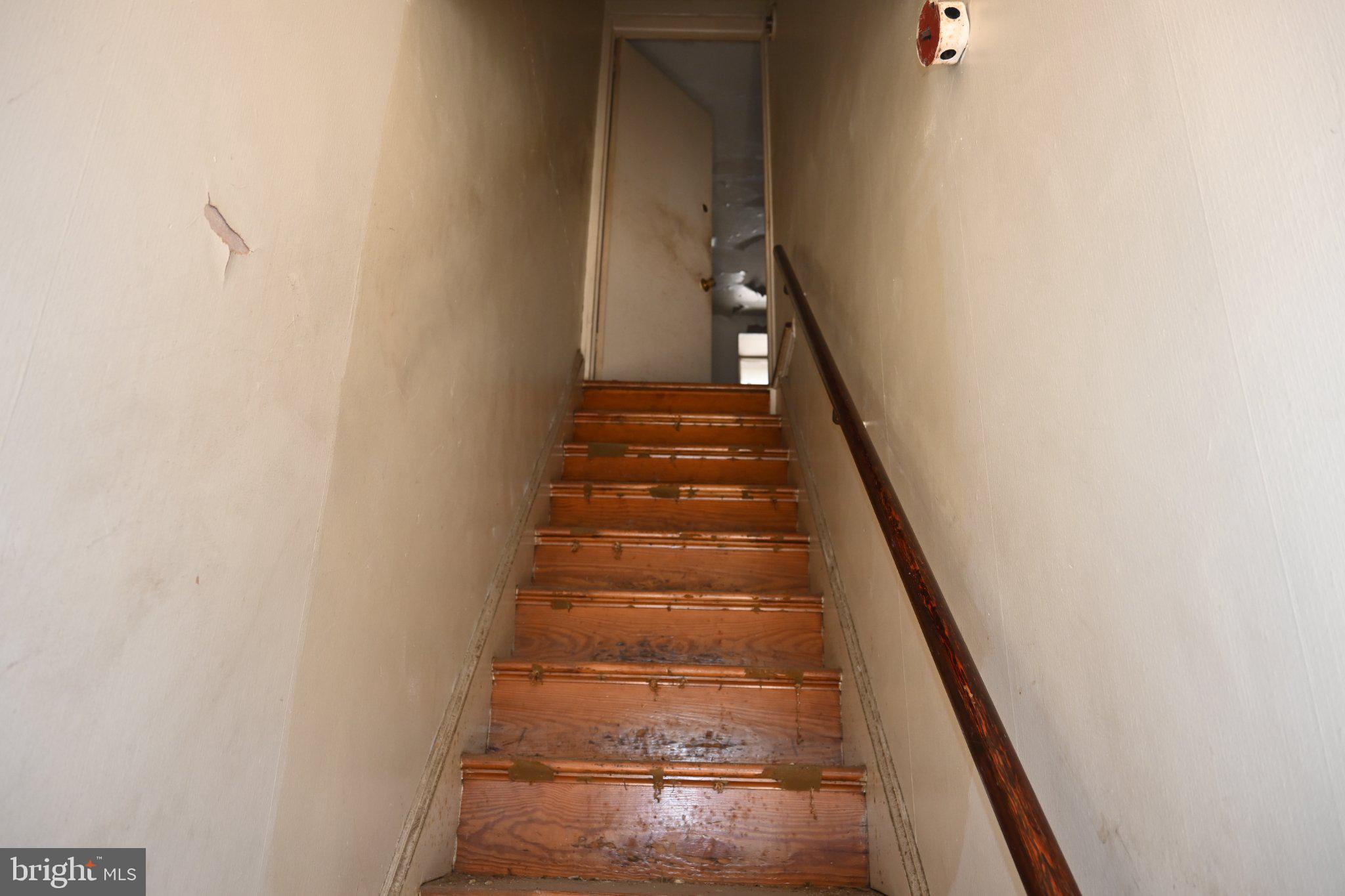 433 North Gross Street Philadelphia, PA 19151 - Photo 11 of 30 Inviting ascent to 2nd floor apartment.