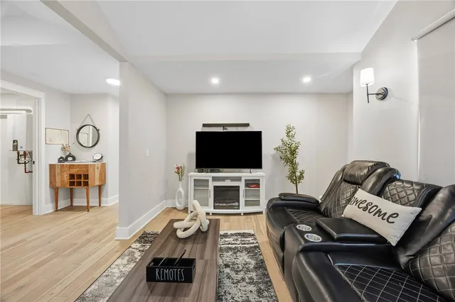 $489,900 | 3603 Shoreline Drive, Livonia, NY 14487