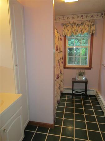 110 McCormick Road Spencer, MA 01562 - Photo 14 of 30 Gallery Image 14