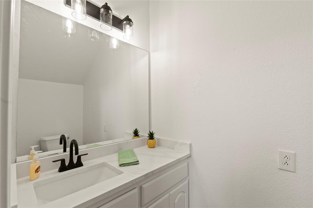 142 Deer Island Road Mabank, TX 75156 - Photo 29 of 32